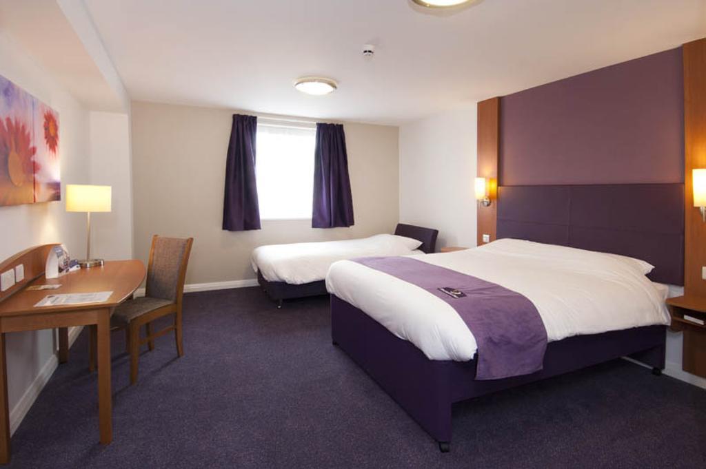 Premier Inn Bournemouth East Habitación foto