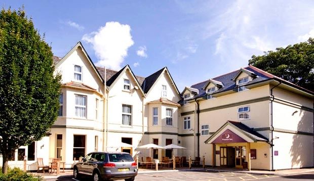 Premier Inn Bournemouth East Exterior foto